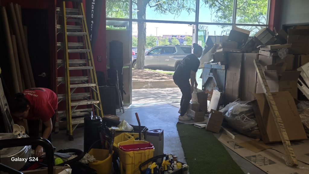 commercial business cleaning service in Tottenville