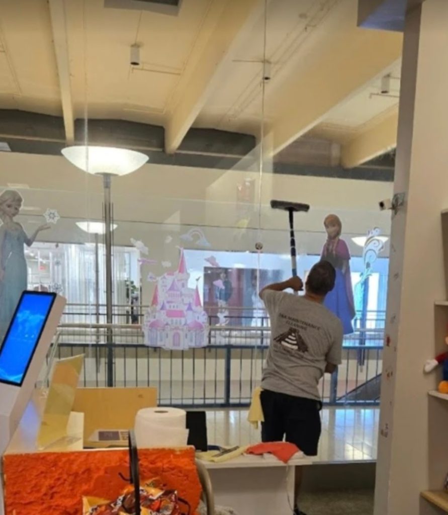 commercial cleaning service in Great Kills